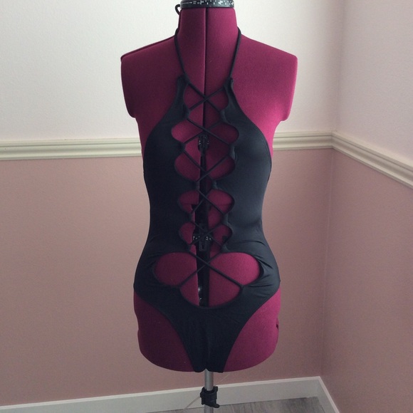 “NWOT” Hot One-Piece Black Swimsuit - Picture 2 of 3